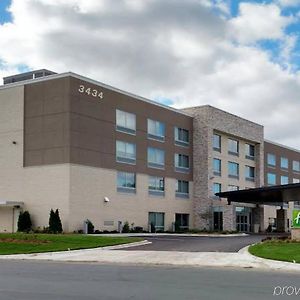 Holiday Inn Express & Suites Eagan - Minneapolis Area, An Ihg Hotel